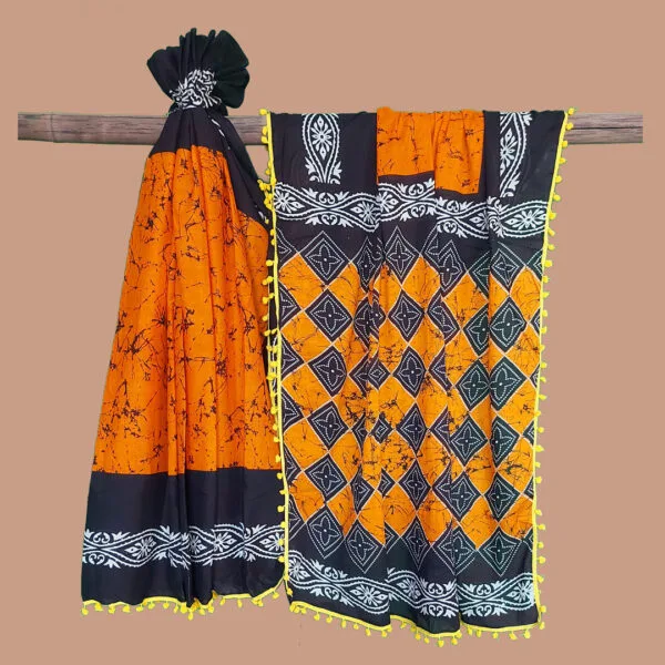 Block Print Cotton Saree With PomPom Lace - Image 3